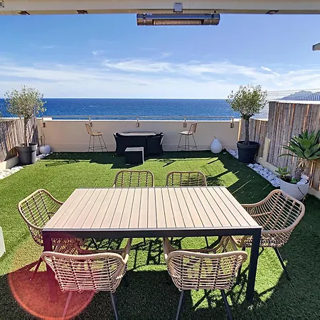 Penthouse With Unique Rooftop Terrace 301